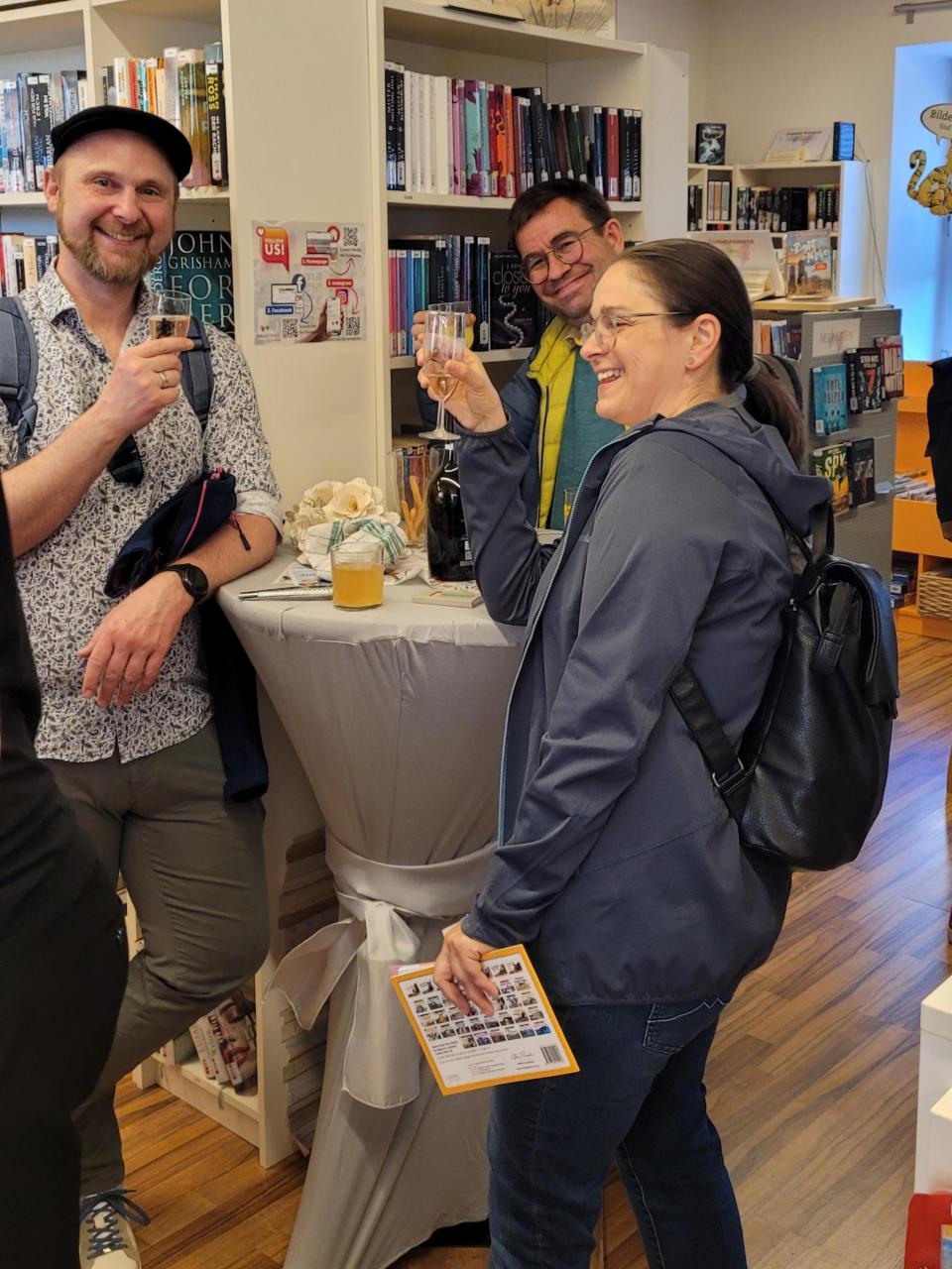 Besucher in der Bücherei