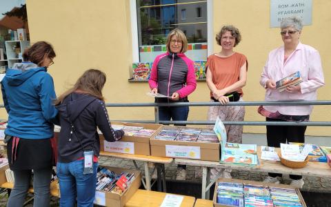 Foto Bücherei Flohmarkt